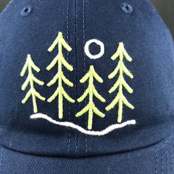 Life is Good - ‘Evergreen Trees’ cap. Navy. OS NWT - Picture 2 of 4